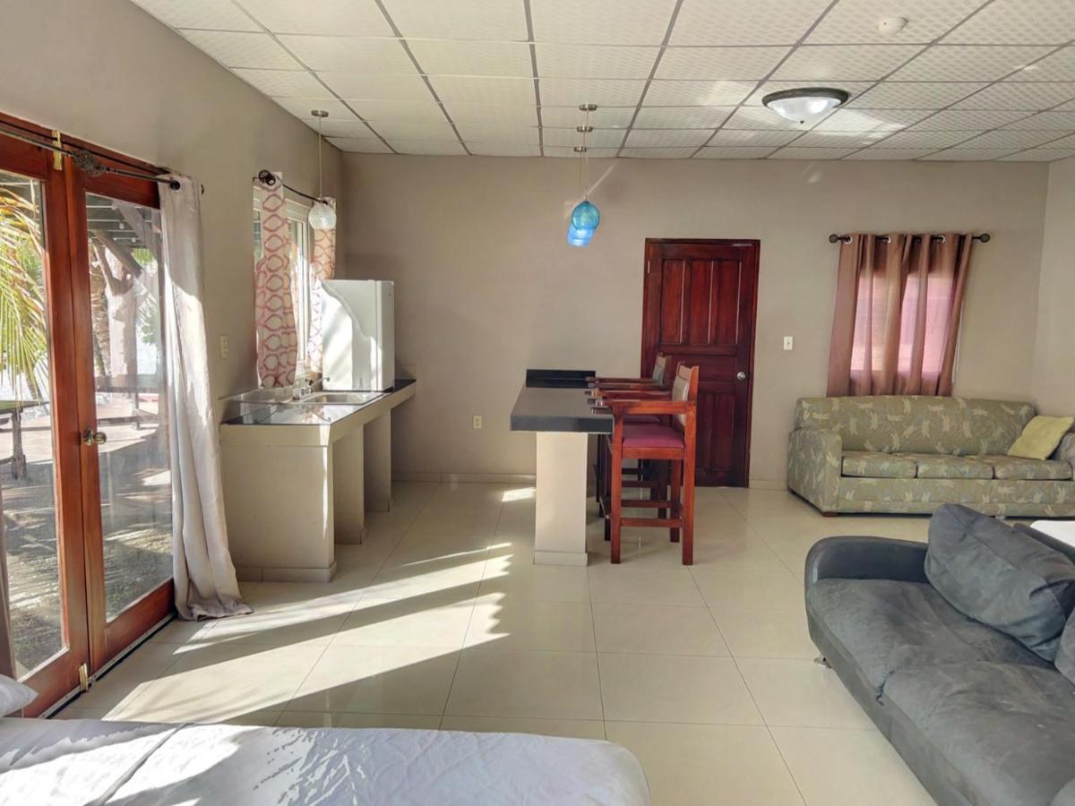 Big Daddy'S Beach Club & Hotel Puerto Armuelles Ngoại thất bức ảnh